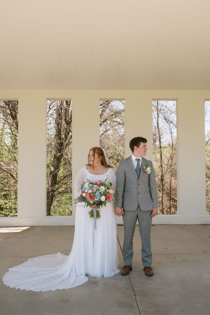 bride and groom portaits