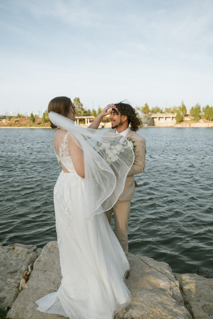 bride and groom portraits